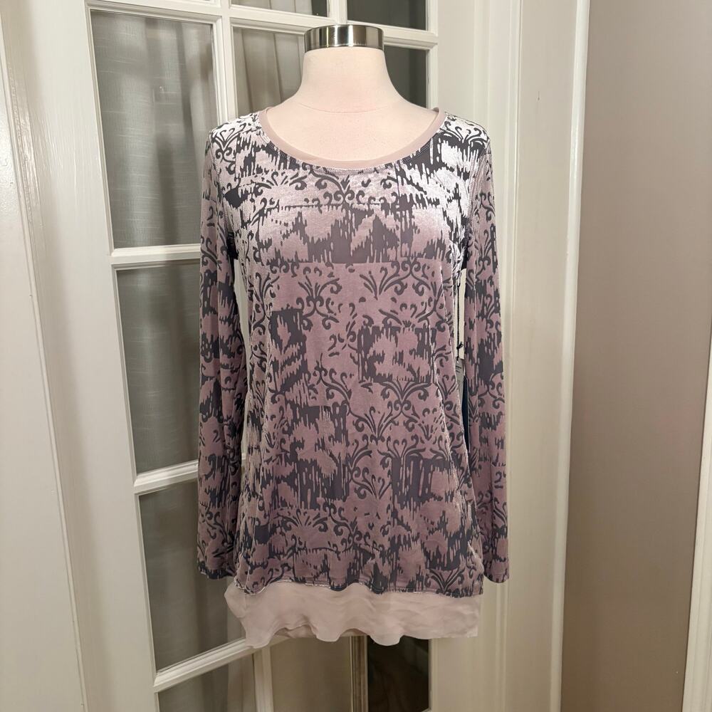 Simply‎ Vera Vera Wang Long Sleeve Top NWT $48 Small Lavender Sheer Hem Blouse